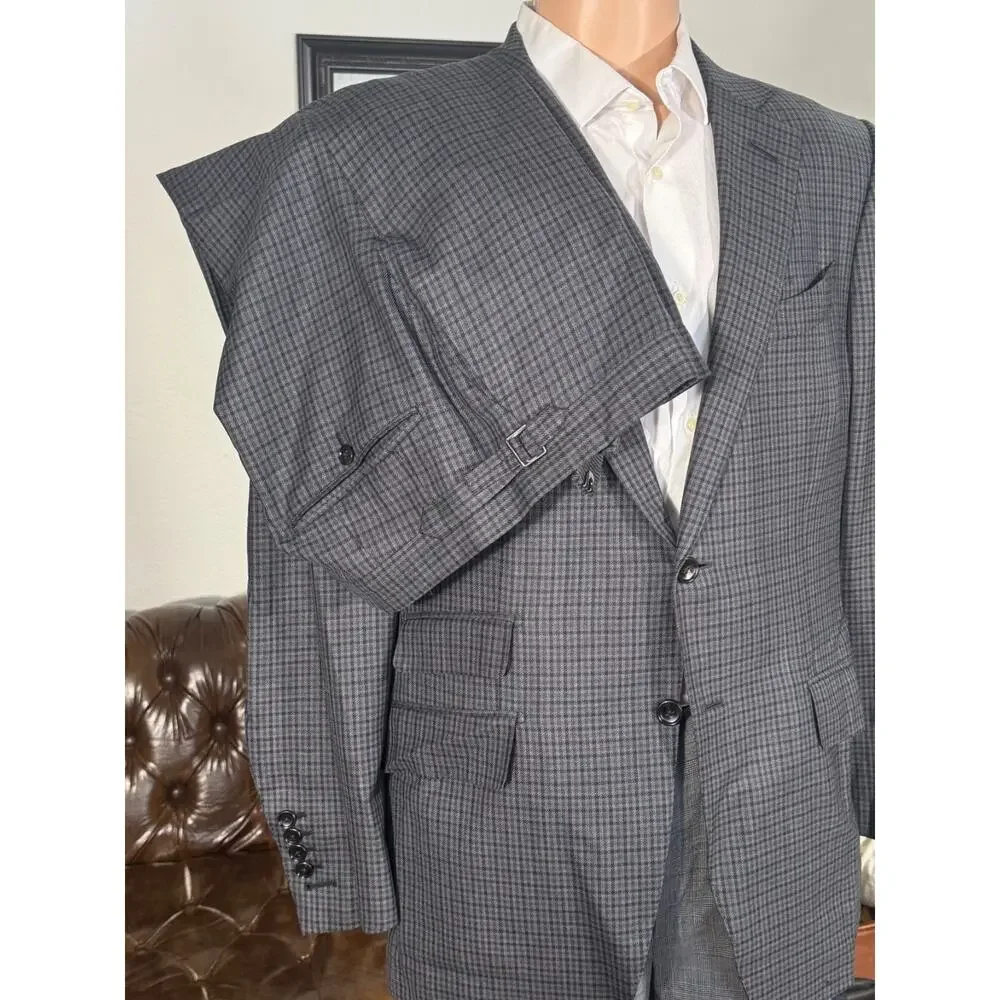 Tom Ford Wool Silk Houndstooth 2Pc Suit 52IT 42R US Notch Lapel Men's EUC Gray